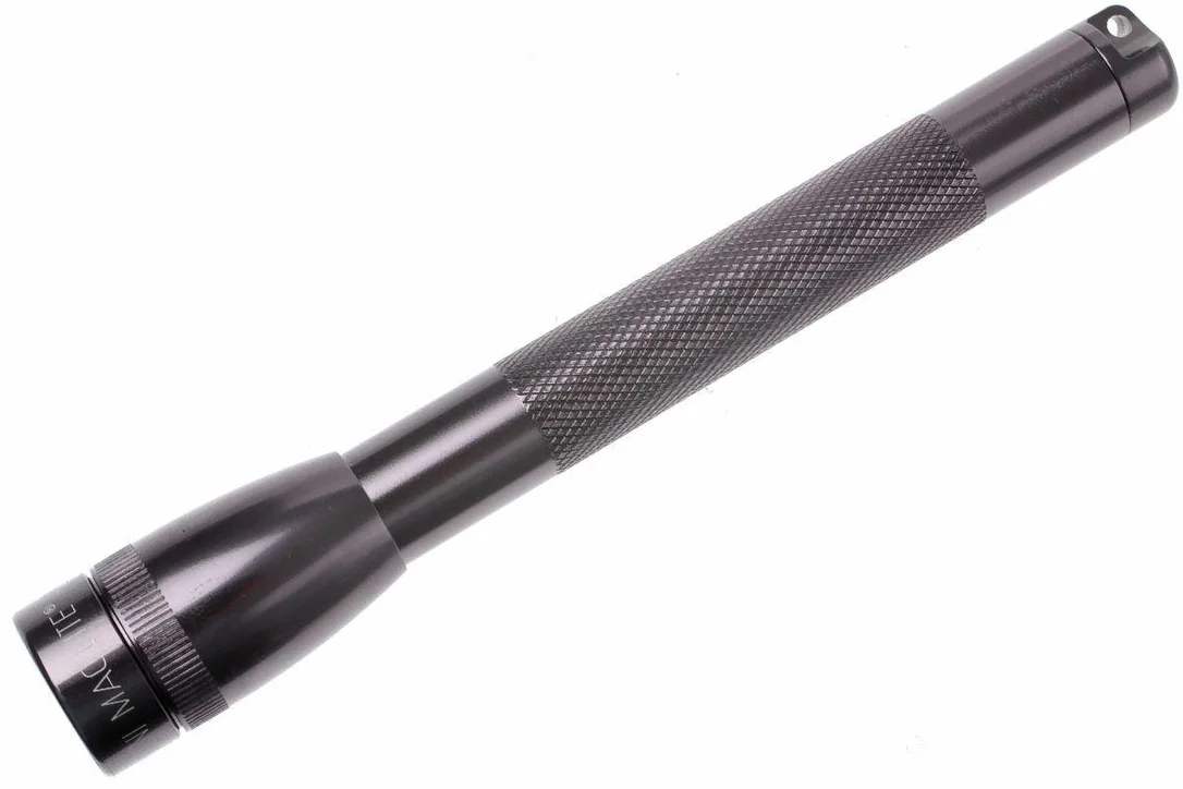 knivesandtools3918688
